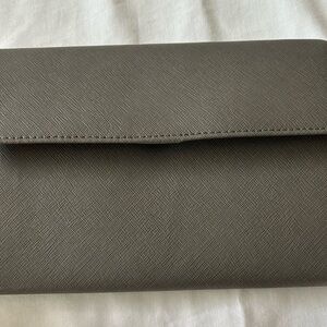 Elegant Gray Women's Jewelry Travel Case